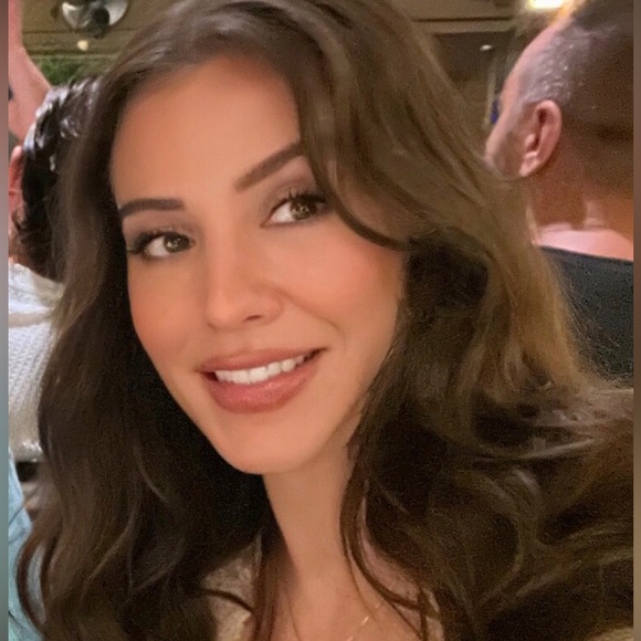 Meet your Posher, Elizabeth - Picture 15 of 16